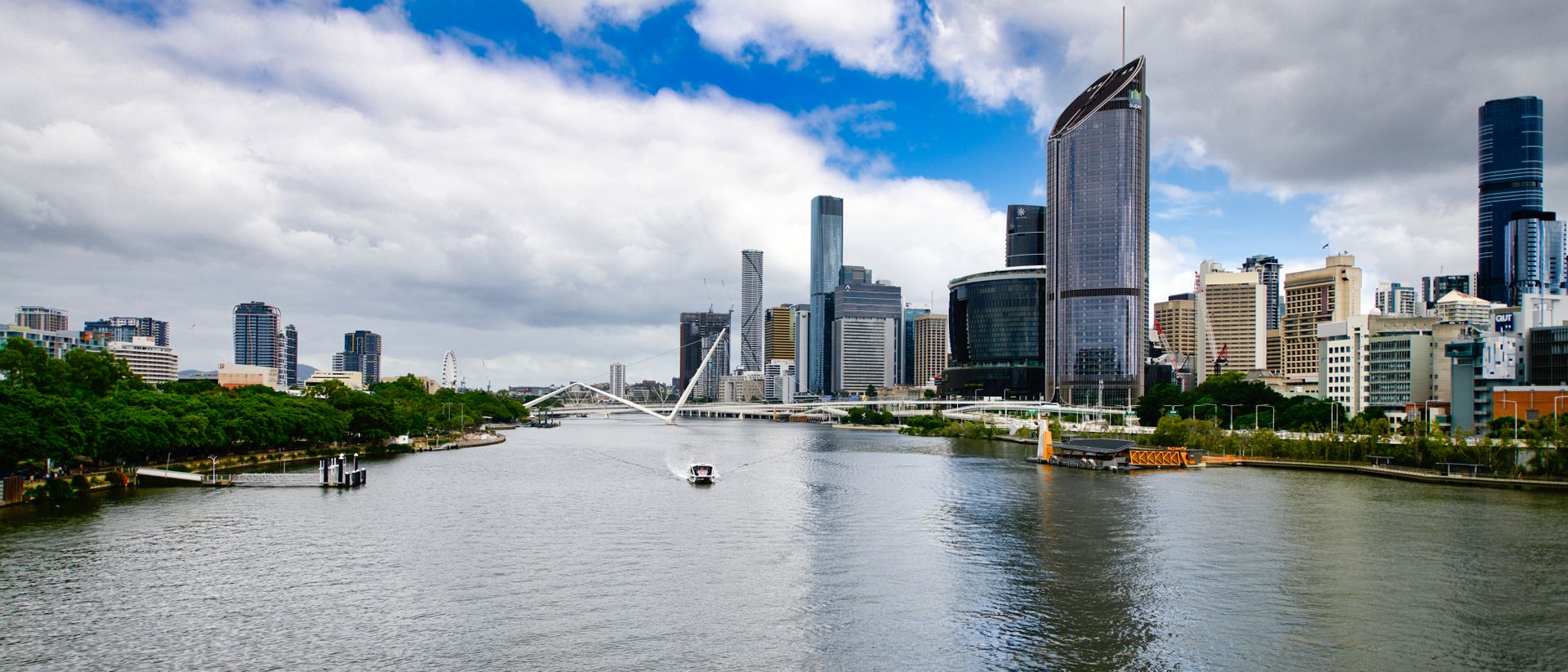 Brisbane city skyline and river, Queensland